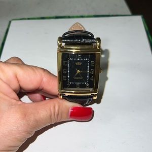 Rectangle vintage retro analog dress watch